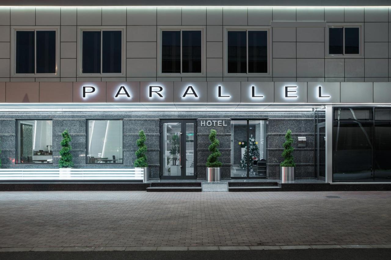 Parallel Hotel Krasnodar Eksteriør billede